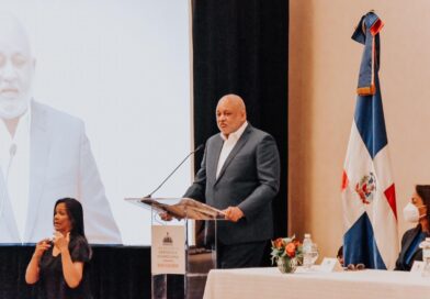 Rafael Linares defiende la integridad de Roberto Fulcar y pide desenmascarar a quienes lucran con la política