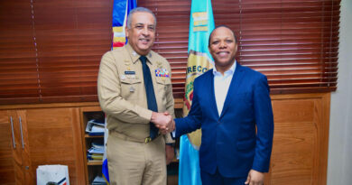 Intrant entrega listado de paradas de motoconcho donde operan extranjeros de manera irregular a Migración