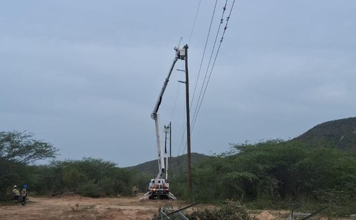 ETED restablece el servicio de transmisión eléctrica hacia Jimaní ETED restablece el servicio de transmisión eléctrica hacia Jimaní