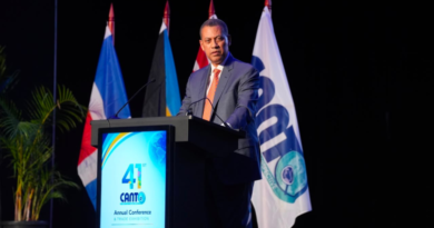 Presidente del Indotel destaca la conectividad digital como clave para la competitividad del Caribe en Canto 2026