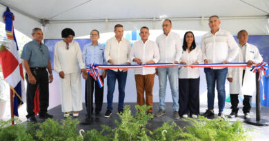 SNS transforma el Centro de Primer Nivel Atabalero tras 42 años de espera, en San Francisco de Macorís