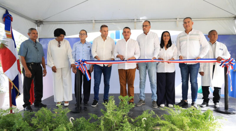SNS transforma el Centro de Primer Nivel Atabalero tras 42 años de espera, en San Francisco de Macorís